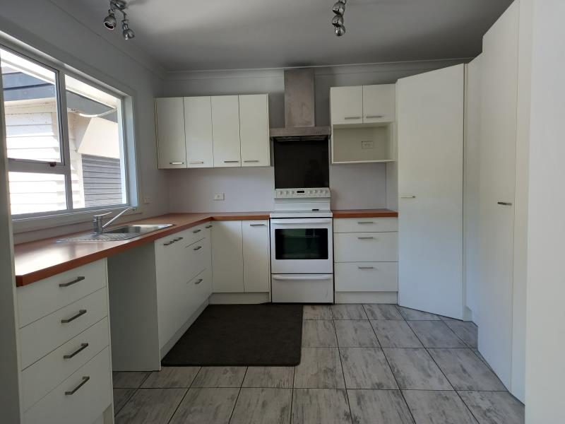71 Huatoki Street, Vogeltown, New Plymouth - Carousel 2