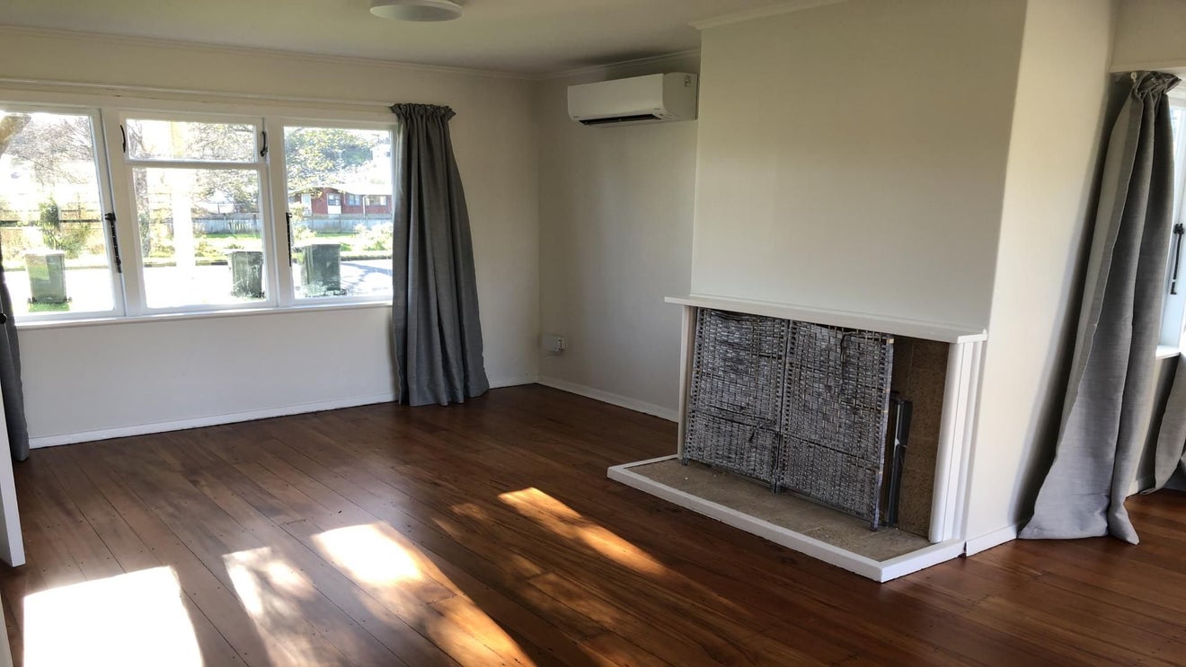 479D Riverside Drive, Fairfield, Lower Hutt - Carousel 1