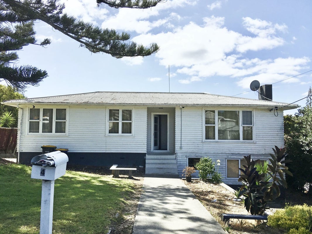 4 Utting Street, Birkdale, Auckland - Carousel 2