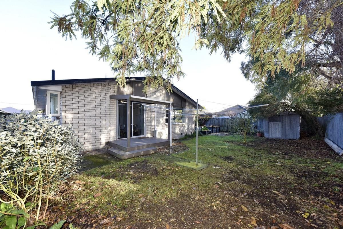 2/36 Compton Street, Woolston, Christchurch - Carousel 17