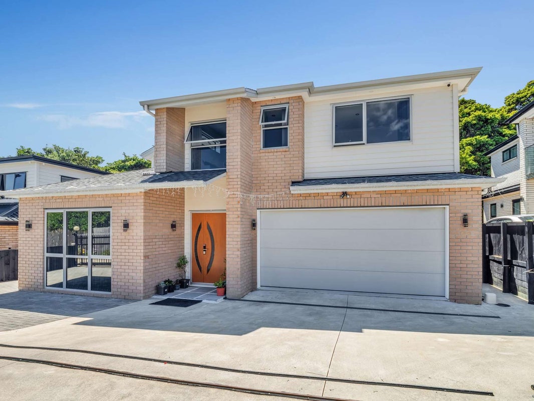 114B Everglade Drive, Totara Heights, Auckland - Carousel 1