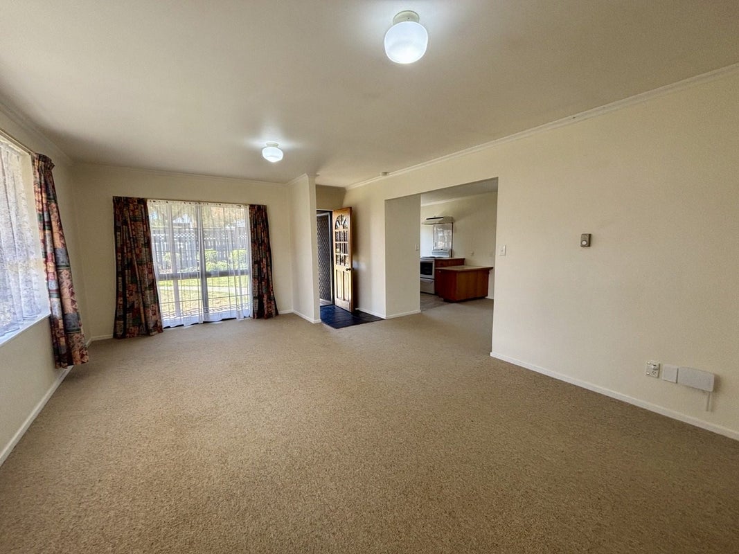 12 Regent Place, Witherlea, Blenheim - Carousel 2
