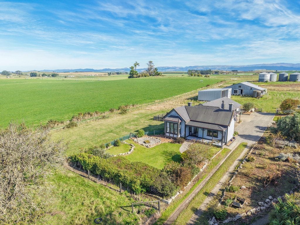 430 Thousand Acre Road, Kakanui - Carousel 1