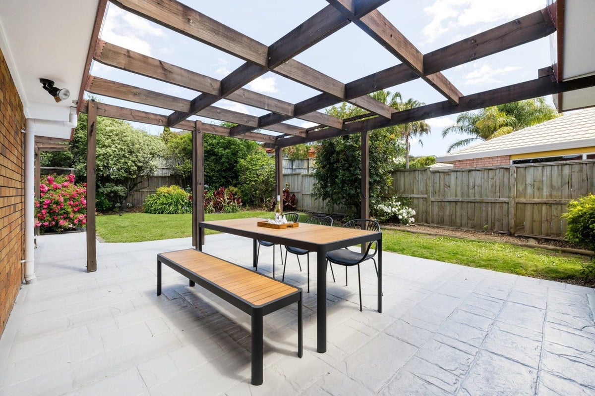 15 Discovery Drive, Flagstaff, Hamilton - Carousel 2