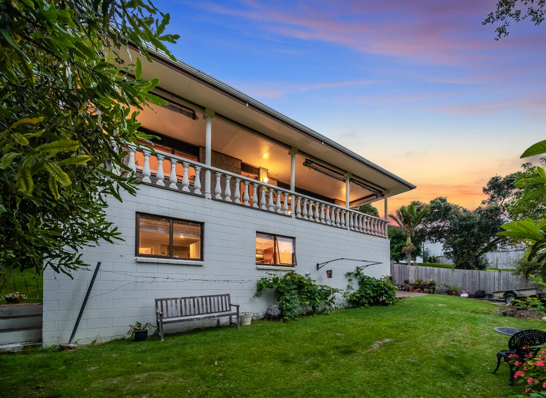 20 Fitzwilliam Drive, Torbay, Auckland - Carousel 2