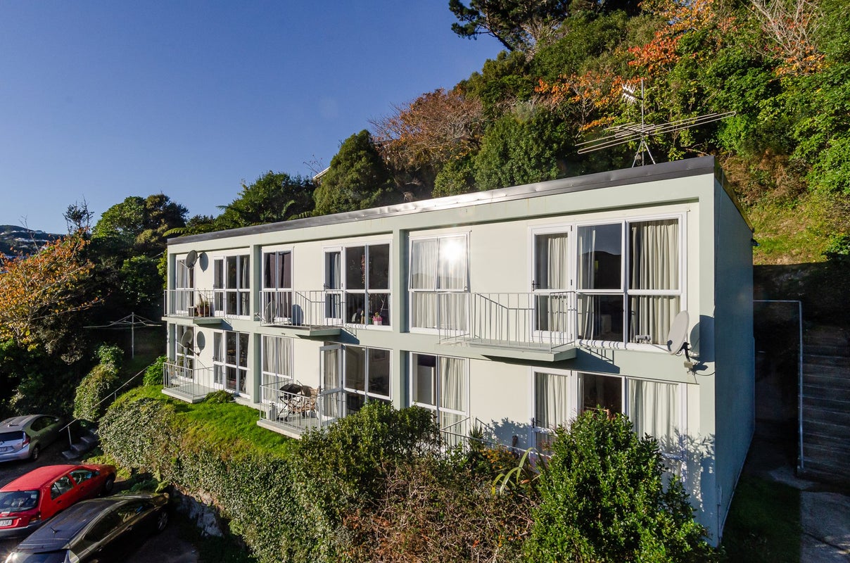 8/29 South Karori Road, Karori, Wellington - Carousel 11
