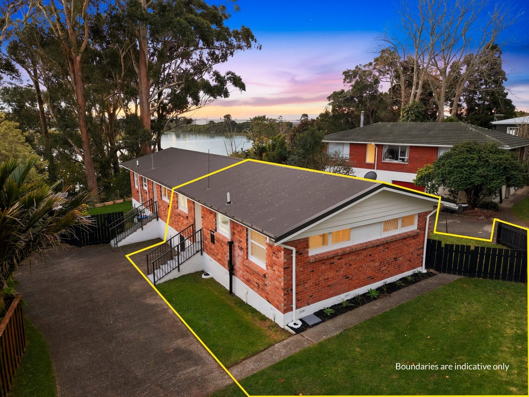 1/12 Oberon Place, Avondale, Auckland - Carousel 1