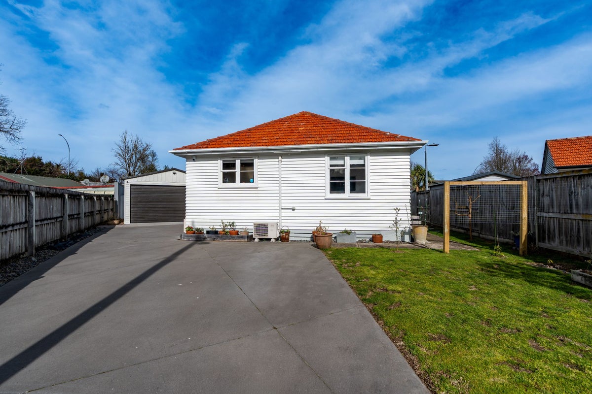 12 Cussen Street, Chartwell, Hamilton - Carousel 1