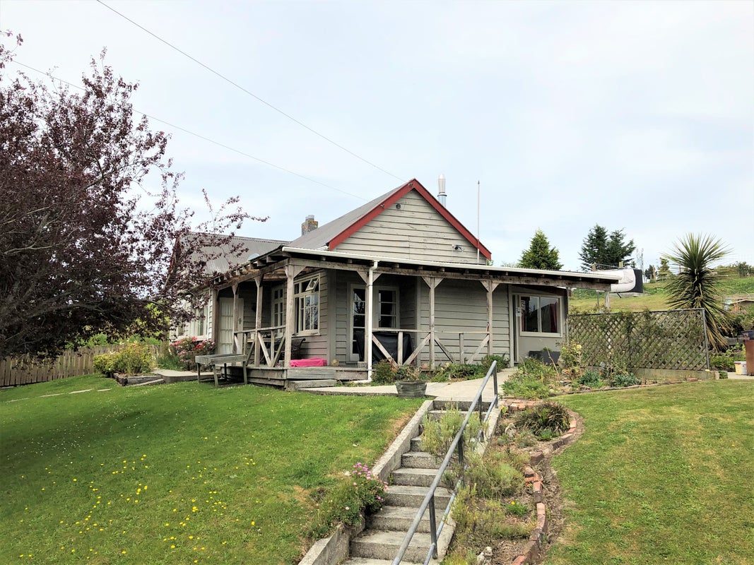 11 Scott Street, Kakapuaka, Balclutha - Carousel 2