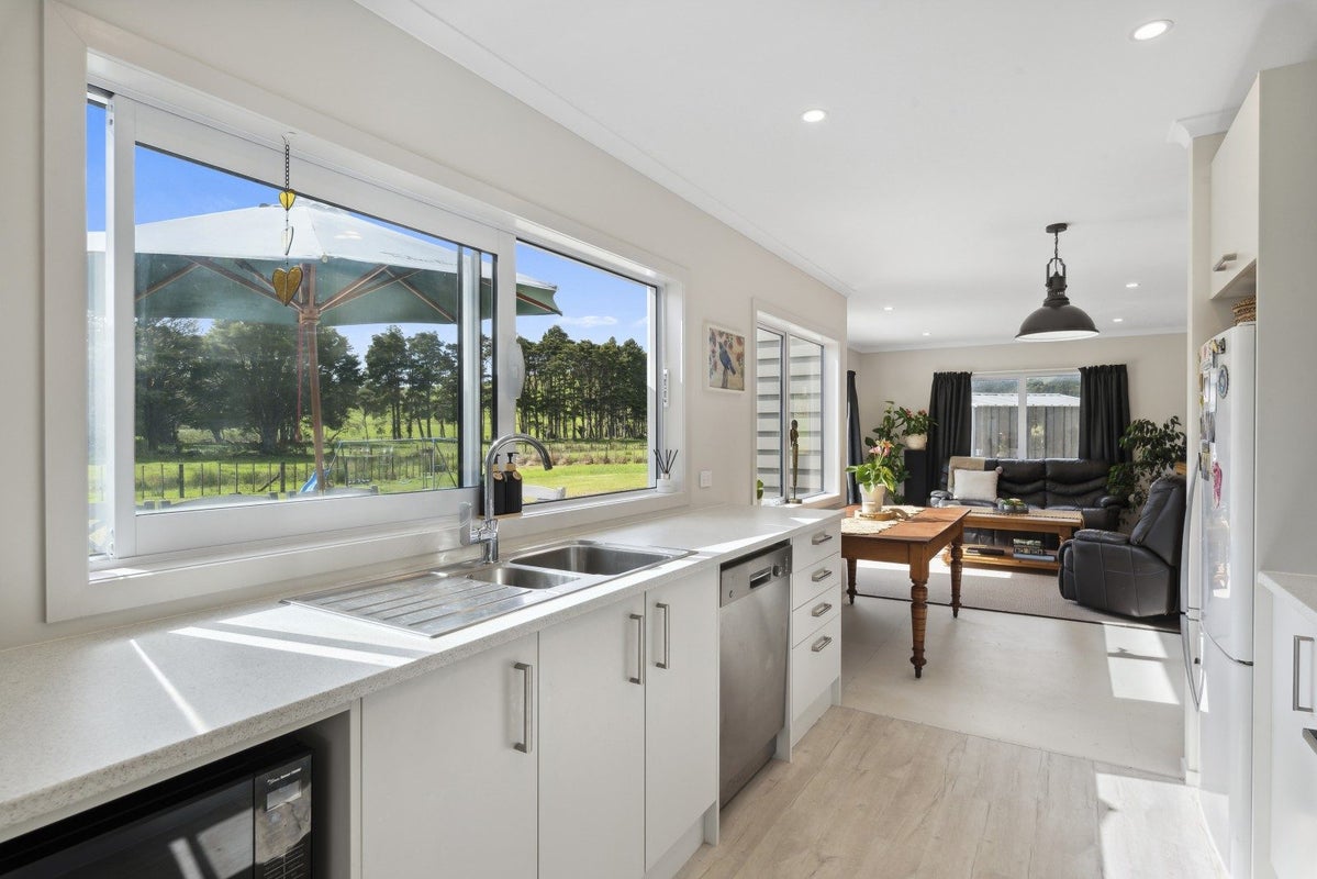 97 Boyd Access Road, Whangaripo, Wellsford - Carousel 2