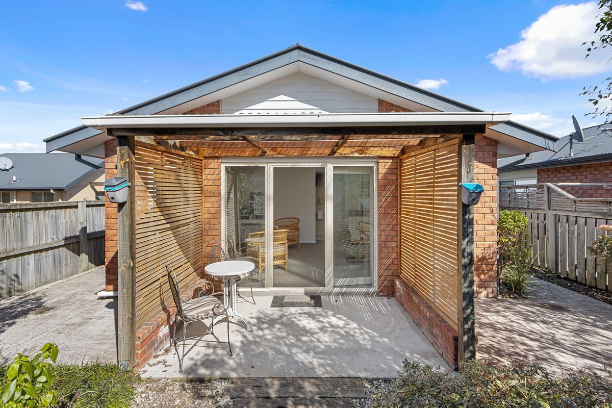 8/26 Meadow Street, Papanui, Christchurch - Carousel 12