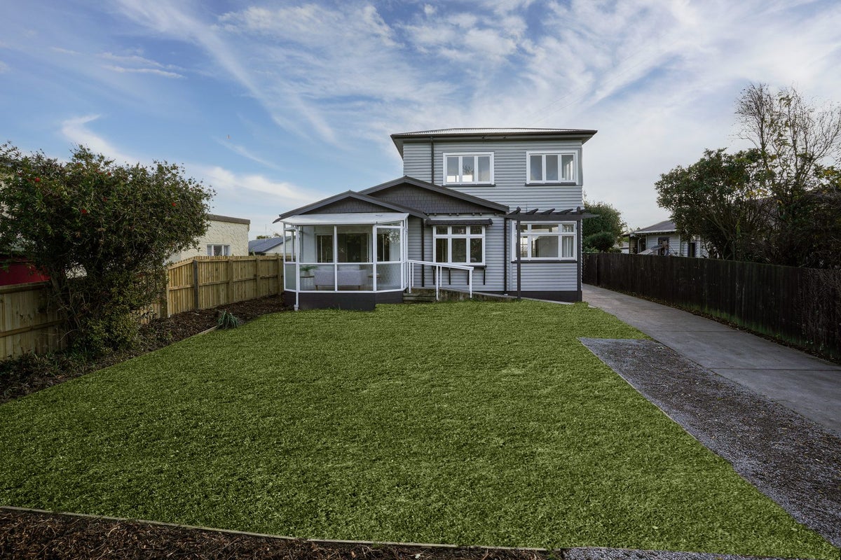 21 Wainoni Road, Wainoni, Christchurch - Carousel 1