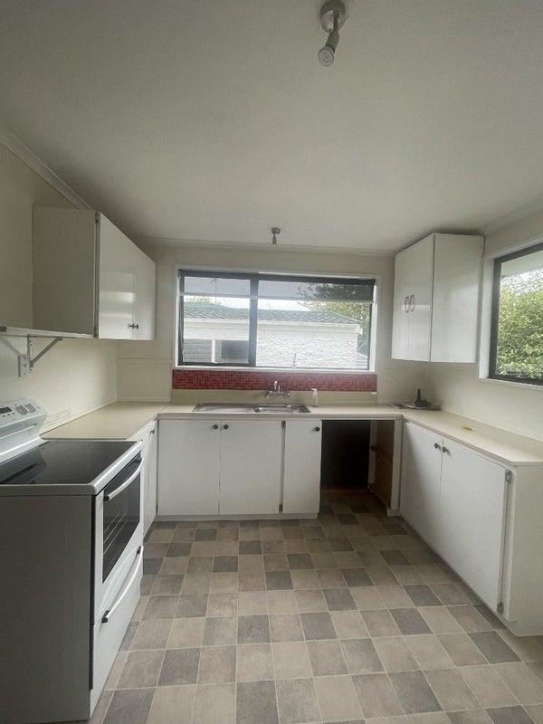 32A Trafalgar Street, Maori Hill, Timaru - Carousel 2