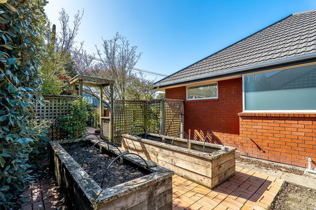 23 Wittys Road, Avonhead, Christchurch - Carousel 20