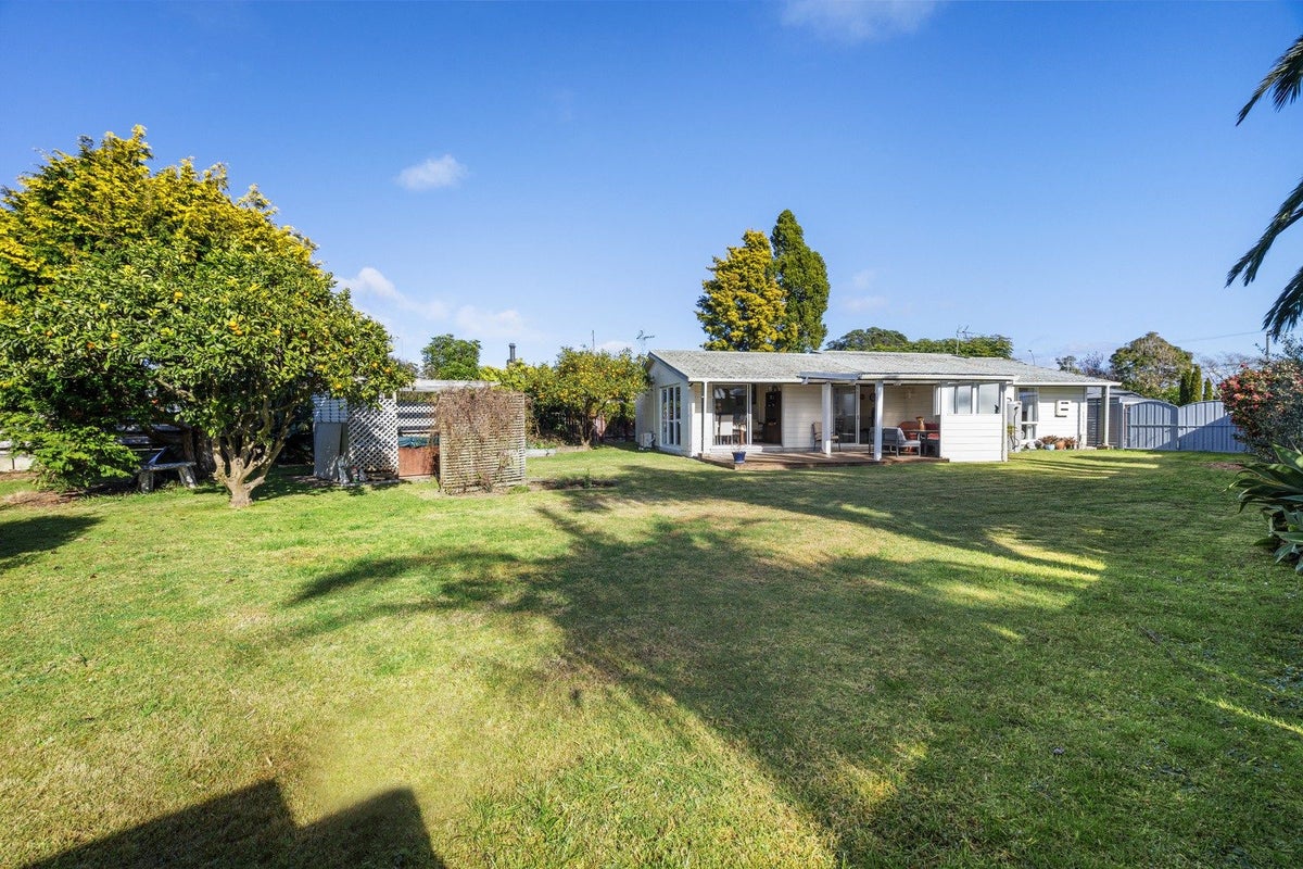 427 Otumoetai Road, Otumoetai, Tauranga - Carousel 2