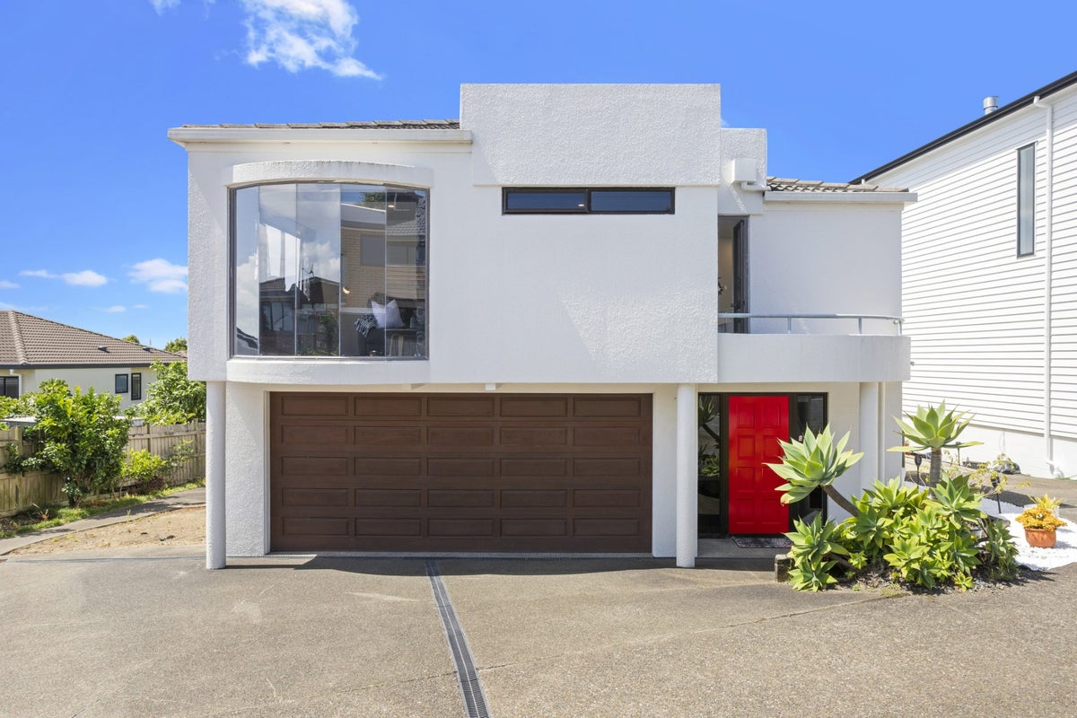 7A Kingshaven Close, Mount Roskill, Auckland - Carousel 1