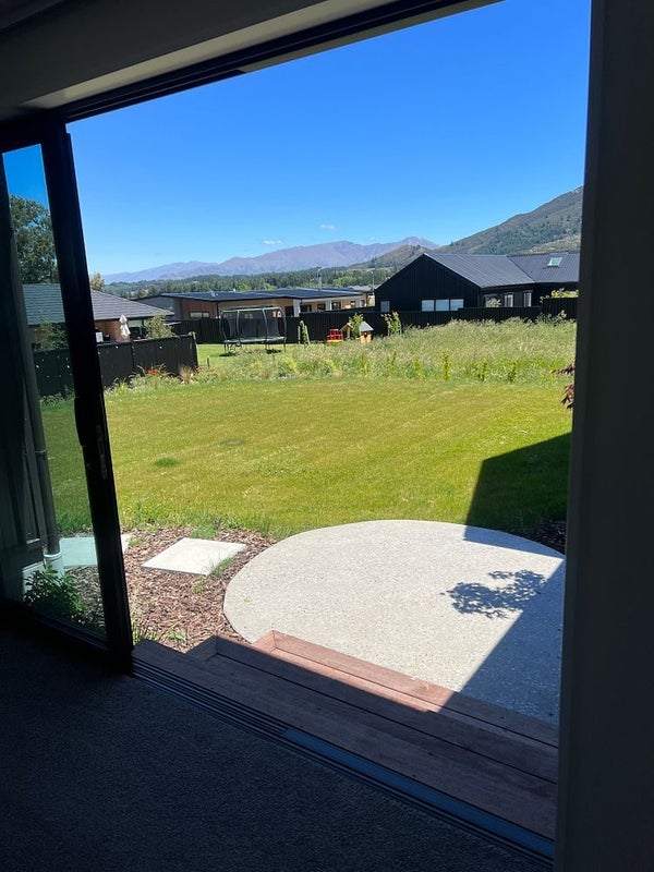 10 Tomtit Crescent, LAKE HAWEA - Carousel 14