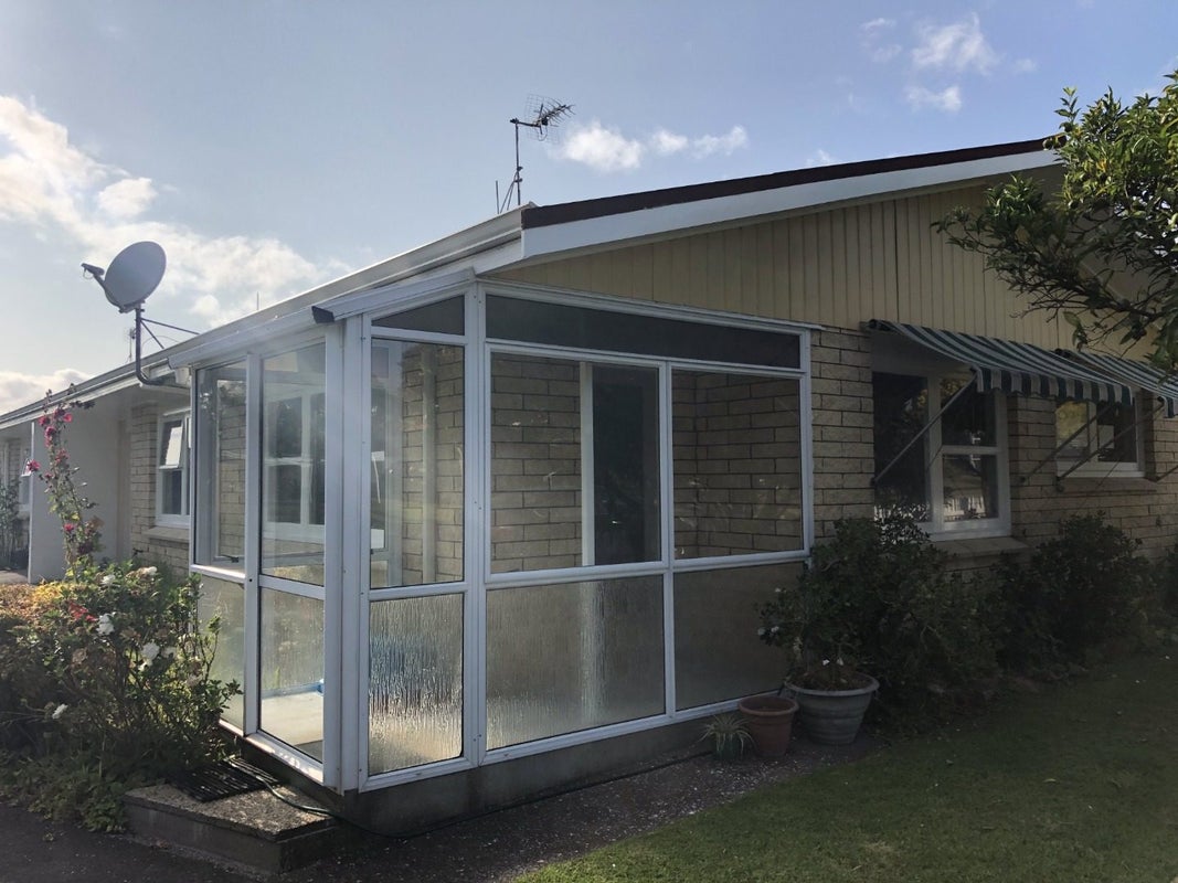 13 Linklater Avenue, Bellevue, Tauranga - Carousel 1