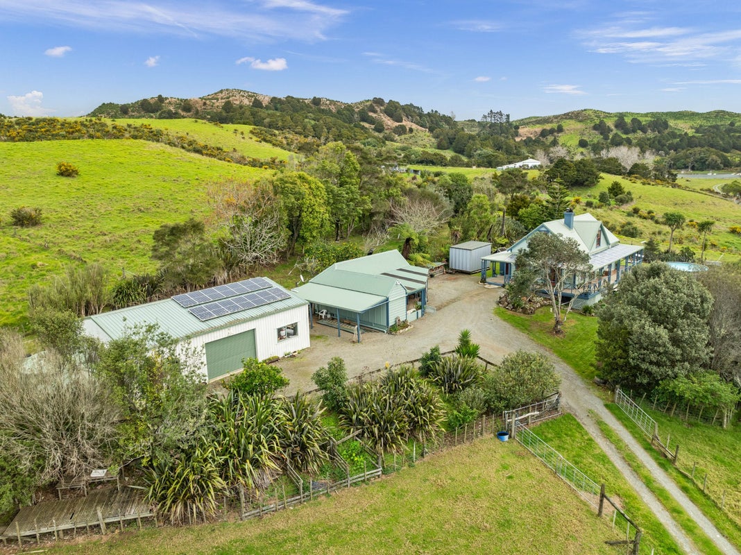 402 Waipu Caves Road, Whangarei - Carousel 2