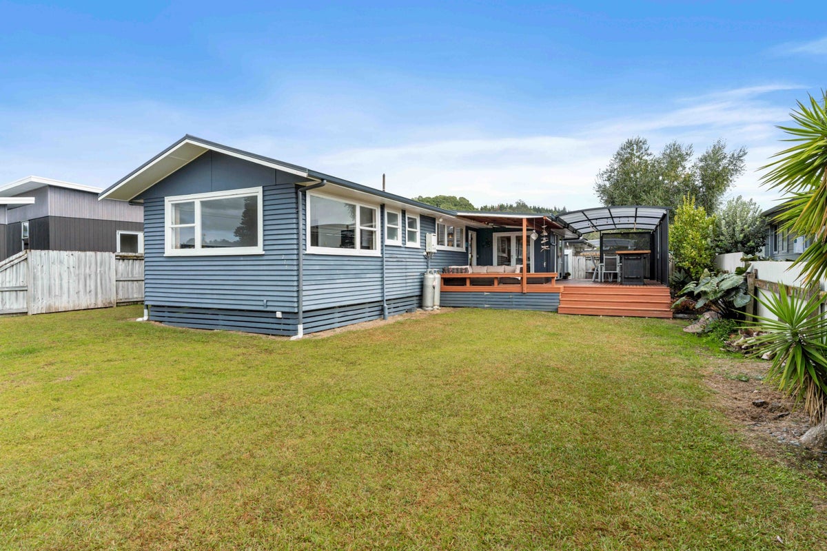 225 Port Road, Whangamata - Carousel 2