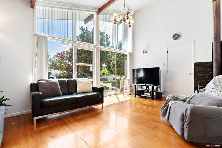 25 Ellice Road, Totara Vale, Auckland - Carousel 2
