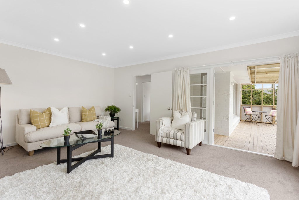 2C Wainoni Road, Wainoni, Christchurch - Carousel 2
