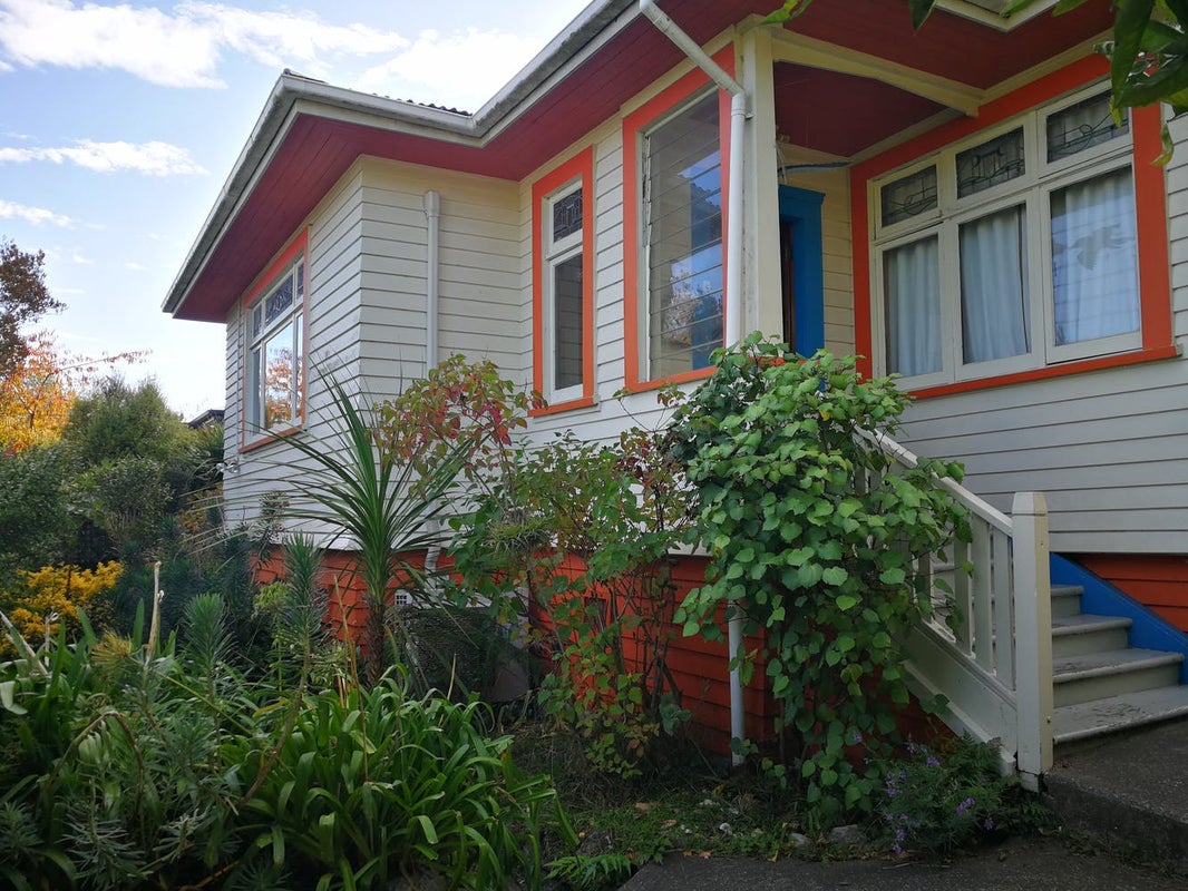 12 Harvey Road, Bluff Hill, Napier - Carousel 1