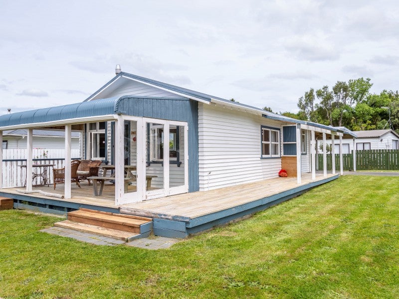 16 Brandon Street, Featherston - Carousel 2