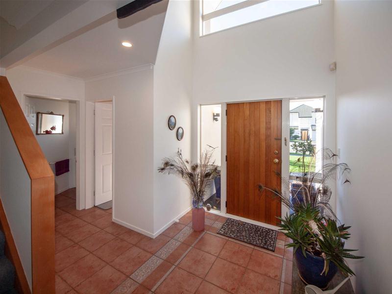 154 Westchester Drive, Churton Park, Wellington - Carousel 2
