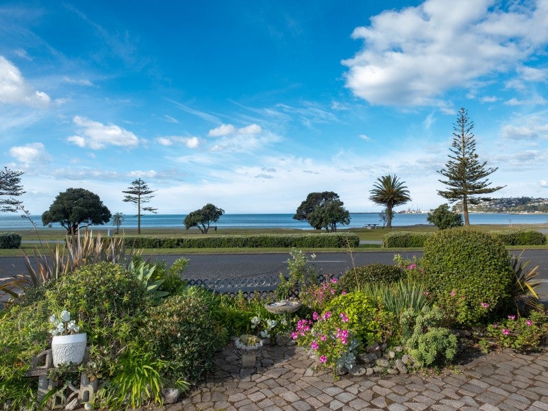 24 Ferguson Avenue, Westshore, Napier - Carousel 1