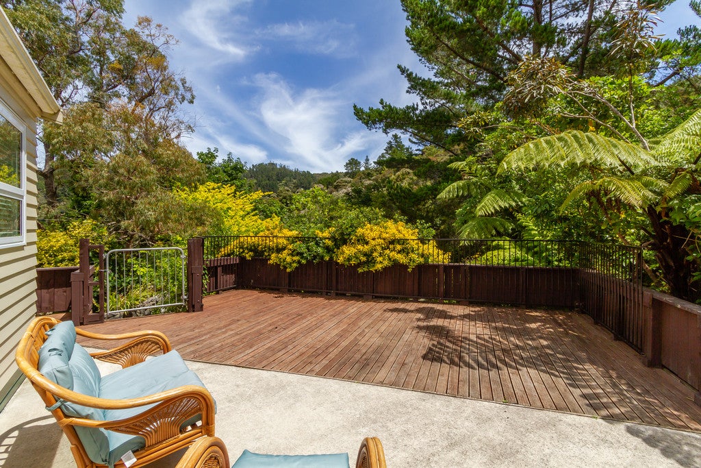 26 Rintoul Grove, Stokes Valley, Lower Hutt - Carousel 1
