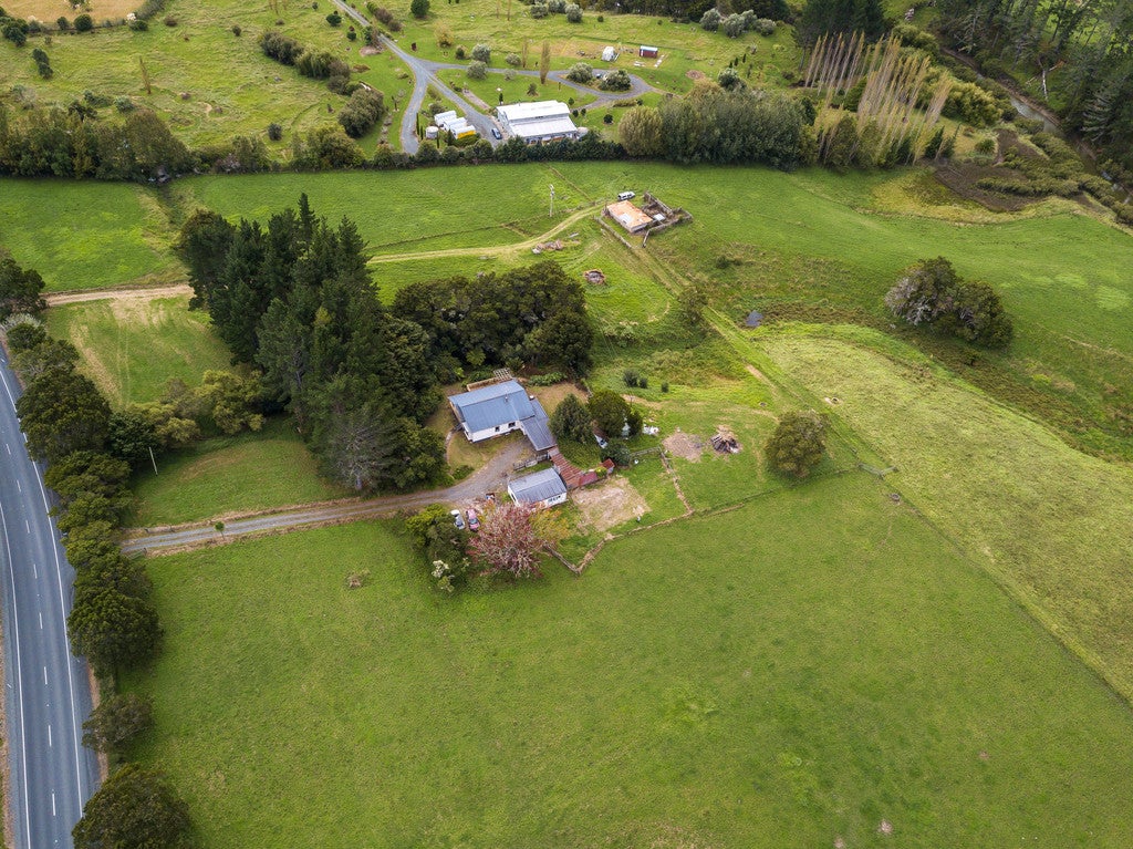 1037 Leigh Road, Matakana, Warkworth - Carousel 26