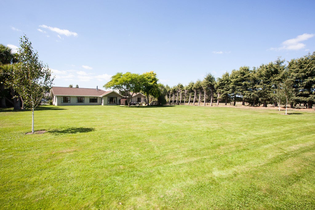 415 Sawyers Arms Road, Harewood, Christchurch - Carousel 2