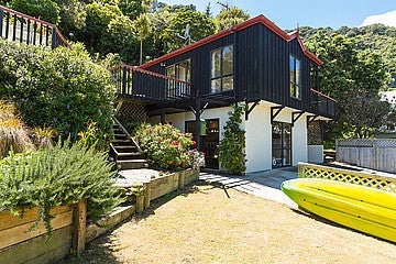 17 Totara Street, Eastbourne, Lower Hutt - Carousel 12