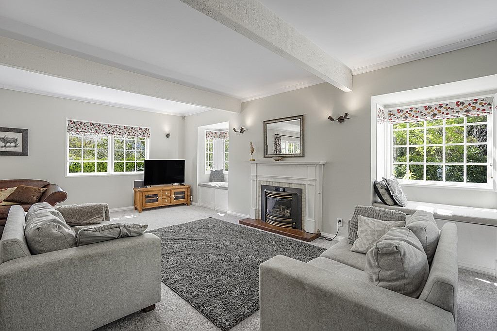 70 Chatsworth Road, Silverstream, Upper Hutt - Carousel 2
