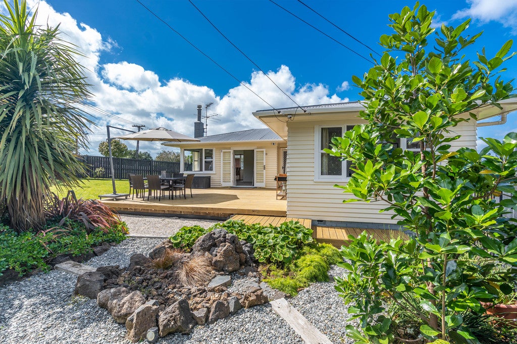 267 West Tamaki Road, Wai o Taiki Bay, Auckland - Carousel 1