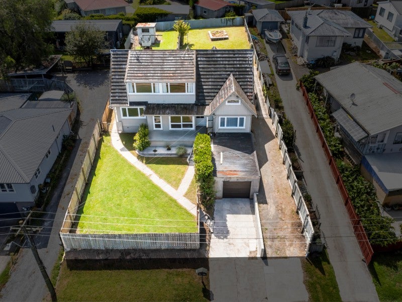 41 Humber Crescent, Gate Pa, Tauranga - Carousel 1