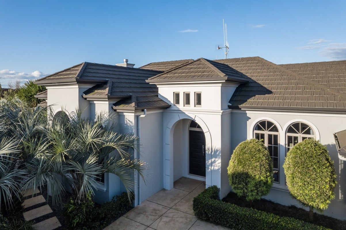 63 Palliser Drive, Huntington, Hamilton - Carousel 2
