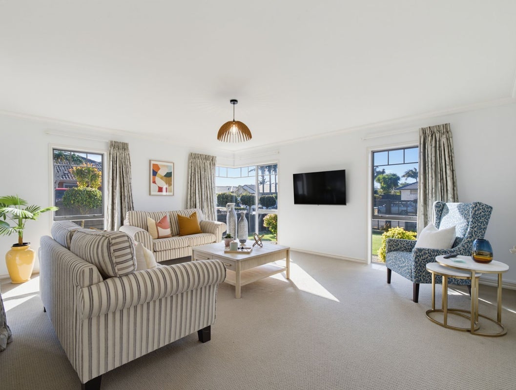 24 Bucklands Crescent, Papamoa Beach, Papamoa - Carousel 2