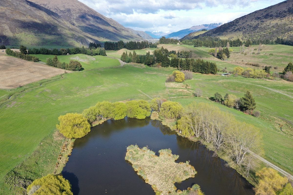 136 Morven Ferry Road, Arrow Junction, Queenstown - Carousel 2