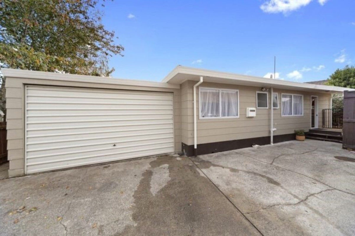 72B Dominion Road, Nawton, Hamilton - Carousel 2