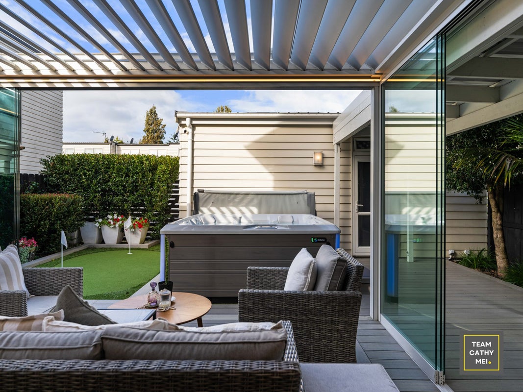 7 Popokatea Drive, Takanini, Auckland - Carousel 2