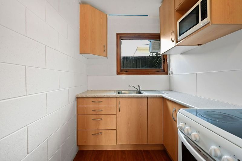 3/55 Albert Street, Hamilton East, Hamilton - Carousel 1