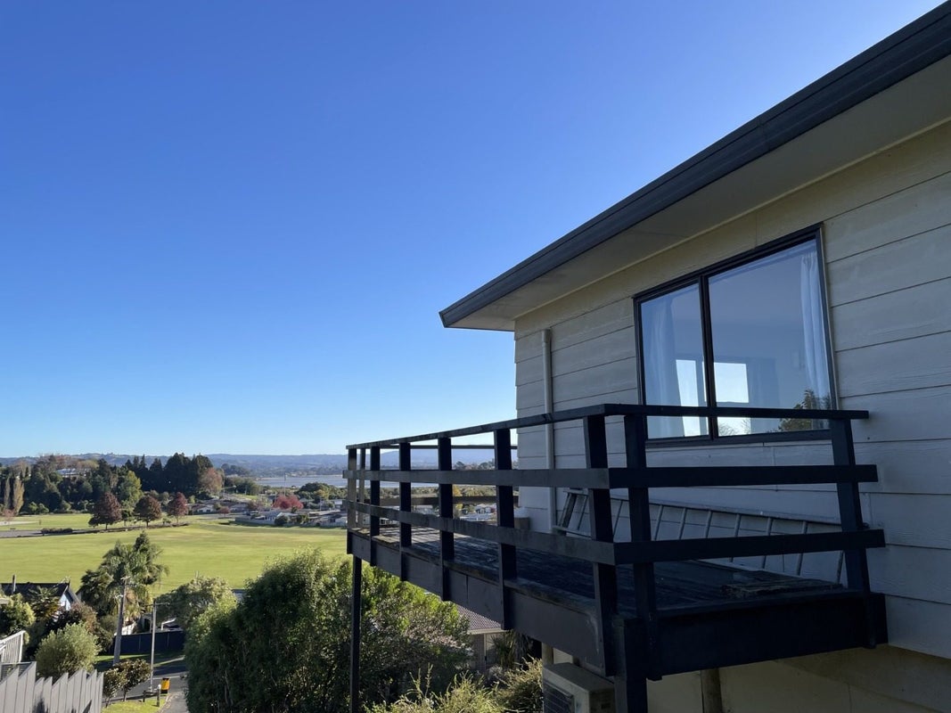 29A Carlton Street, Bellevue, Tauranga - Carousel 1