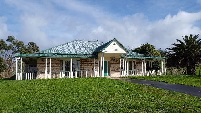 400 Waitakere Road, Henderson - Carousel 19
