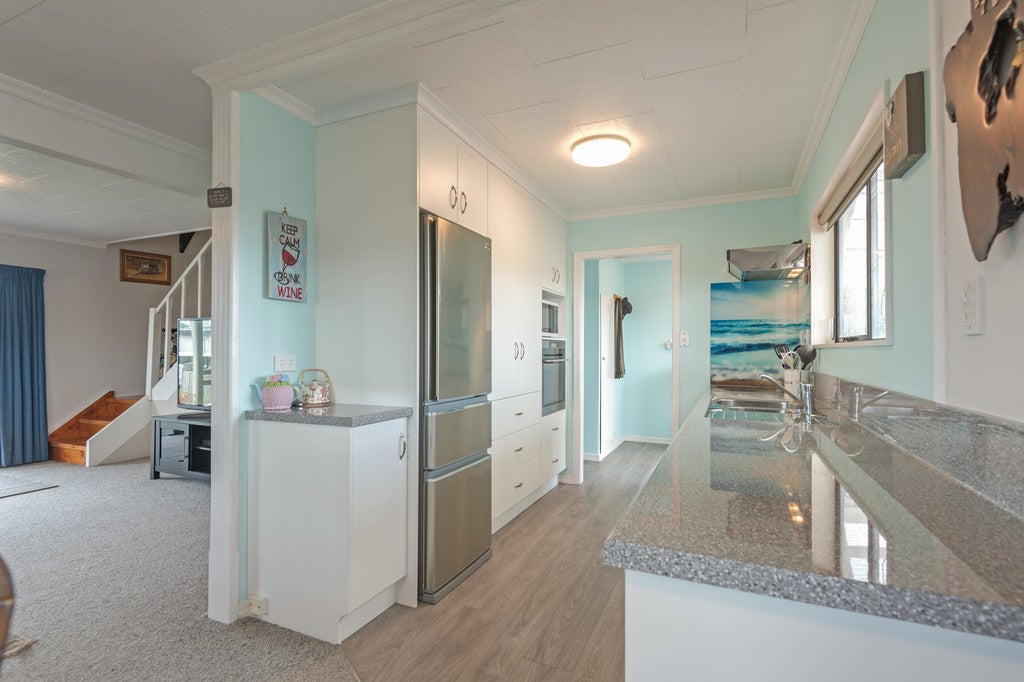 1 Kennedy Street, Foxton Beach, Foxton - Carousel 2