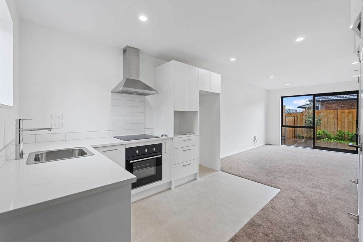 49 Raupeti Lane, Henderson, Auckland - Carousel 2
