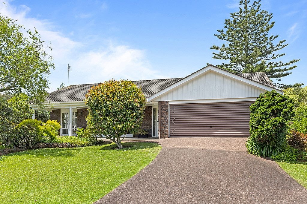 71 Merriefield Avenue, Forrest Hill, Auckland - Carousel 2