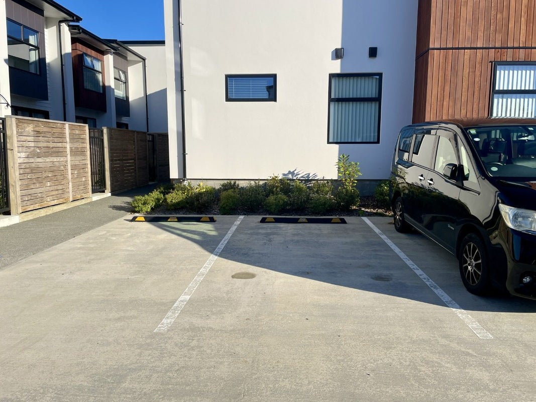 24 Reading Street, Wainuiomata, Lower Hutt - Carousel 17