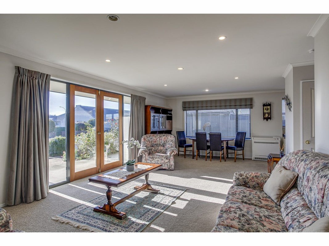 1/74 Elizabeth Street, Seaview, Timaru - Carousel 2